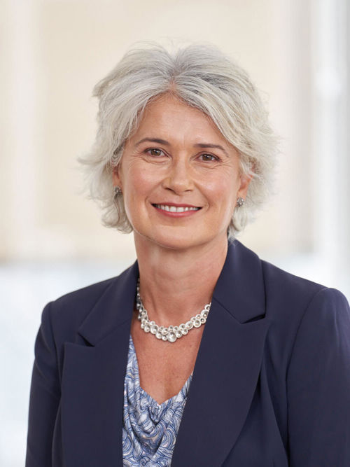 Reka Czegledi-Brown