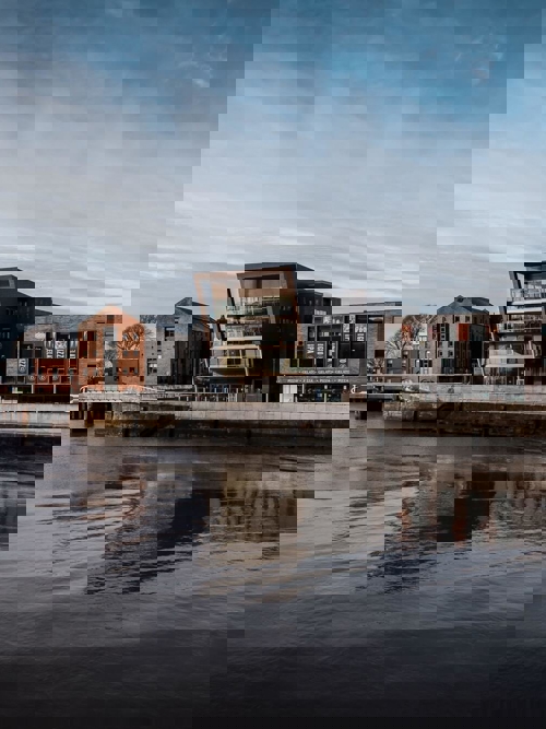 Foresight invests in Alan Wood & Partners