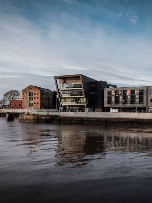 Foresight invests in Alan Wood & Partners